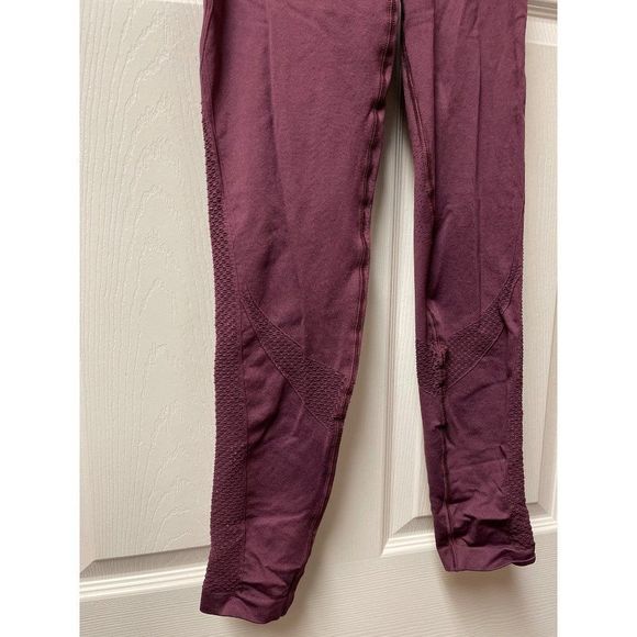 All in Motion Burgundy legging  - Picture 2 of 4